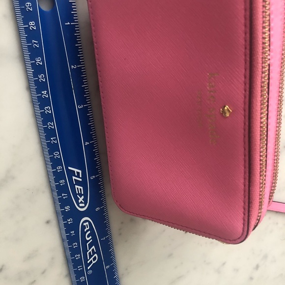 Kate Spade pink Crossbody wallet - Picture 6 of 8
